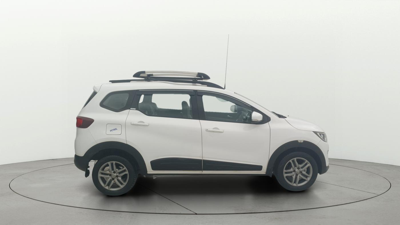 2020 Renault TRIBER RXZ AMT, Petrol, Automatic, 24,663 km, Right Side View