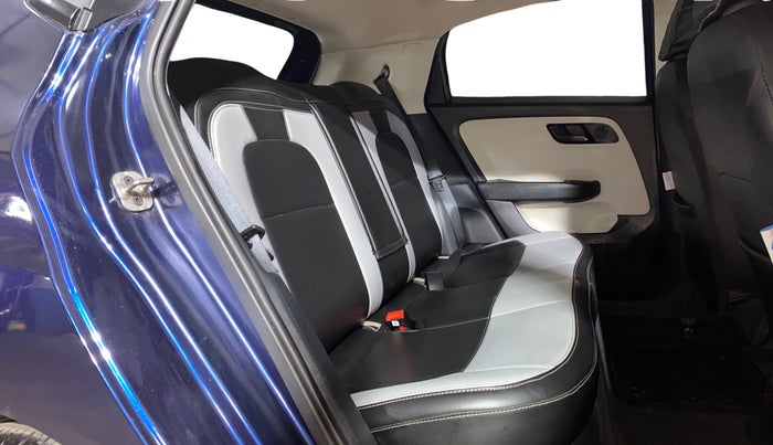 2023 Tata ALTROZ XM PLUS SUNROOF, CNG, Manual, 16,224 km, Right Side Rear Door Cabin