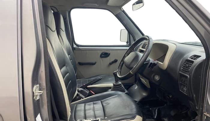 2018 Maruti Eeco 5 STR WITH A/C+HTR, Petrol, Manual, 75,826 km, Right Side Front Door Cabin