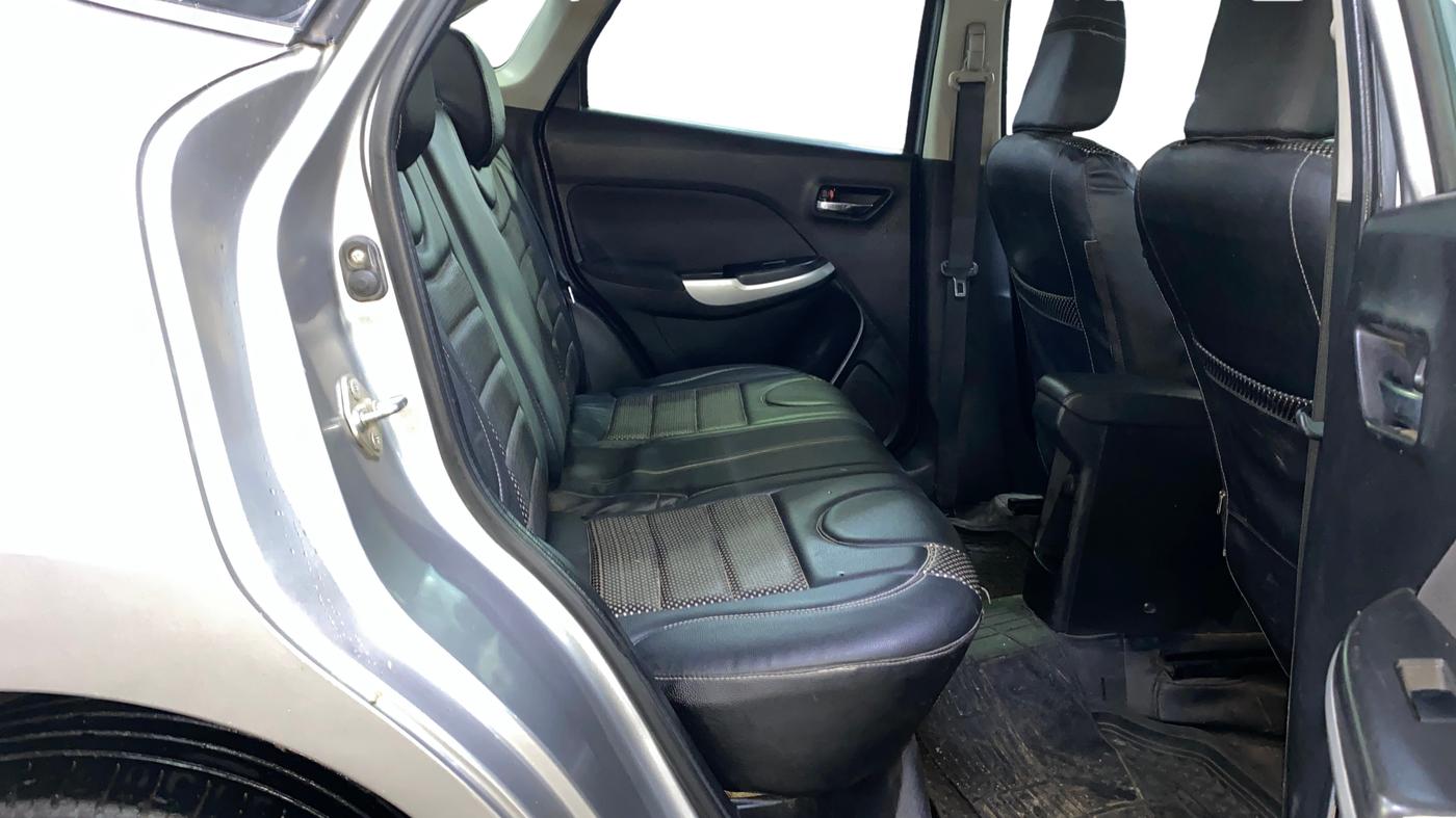 2016 Maruti Baleno ALPHA DIESEL 1.3, Diesel, Manual, 1,01,632 km, Right Side Rear Door Cabin