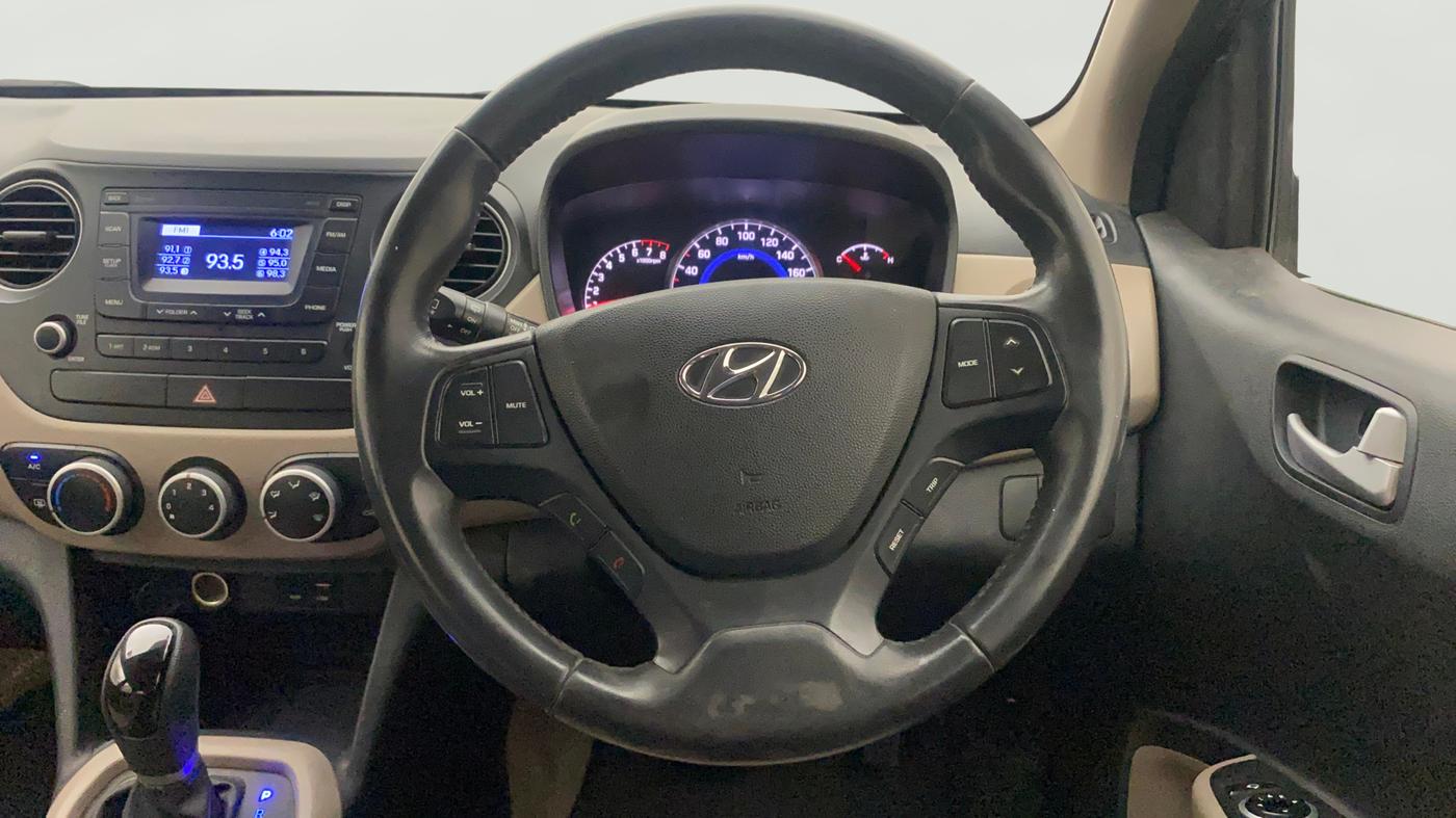 2016 Hyundai Grand i10 ASTA AT 1.2 KAPPA VTVT, Petrol, Automatic, 96,266 km, Steering Wheel Close Up