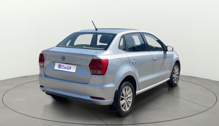2017 Volkswagen Ameo HIGHLINE PLUS 1.5L AT 16 ALLOY, Diesel, Automatic, 1,06,109 km, Right Back Diagonal