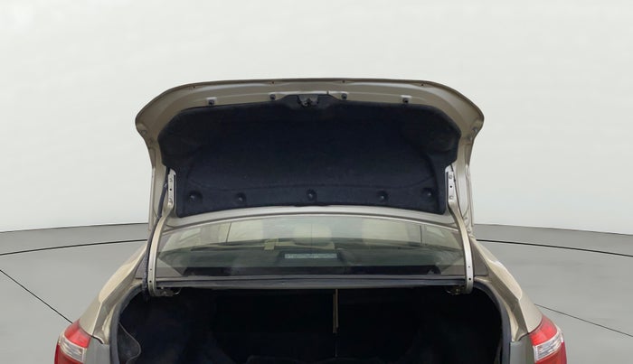 2015 Toyota Corolla Altis G CVT PETROL, Petrol, Automatic, 1,19,580 km, Boot Door Open