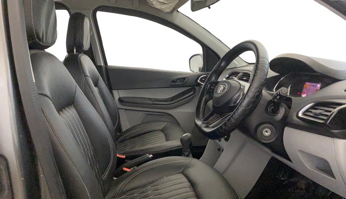 2023 Tata Tiago XT (O) PETROL, Petrol, Manual, 33,548 km, Right Side Front Door Cabin
