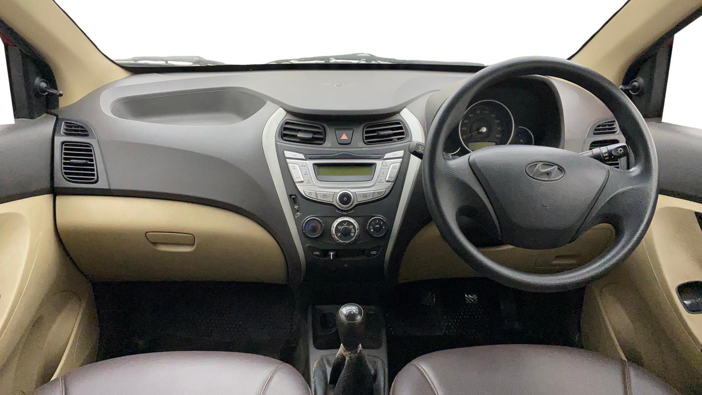 2017 Hyundai Eon MAGNA +, Petrol, Manual, 69,181 km, Dashboard