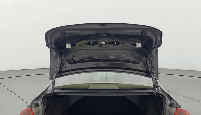 2015 Honda City 1.5L I-VTEC VX, Petrol, Manual, 1,04,537 km, Boot Door Open