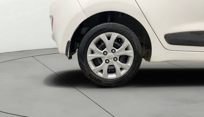 2015 Hyundai Grand i10 SPORTZ 1.2 KAPPA VTVT, Petrol, Manual, 71,296 km, Right Rear Wheel