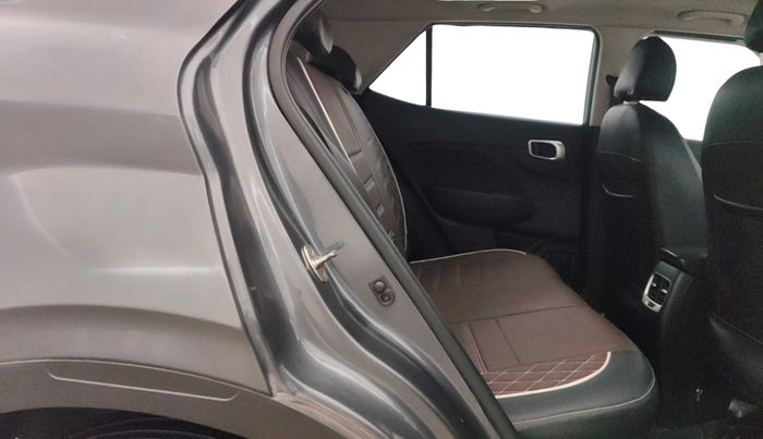 2021 Hyundai VENUE SX PLUS 1.0 TURBO DCT, Petrol, Automatic, 90,189 km, Right Side Rear Door Cabin