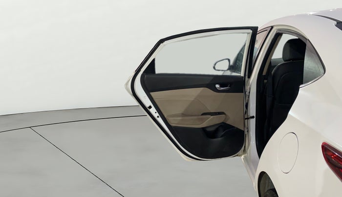 2019 Hyundai Verna 1.6 VTVT SX (O) AT, Petrol, Automatic, 57,083 km, LHS Rear Door