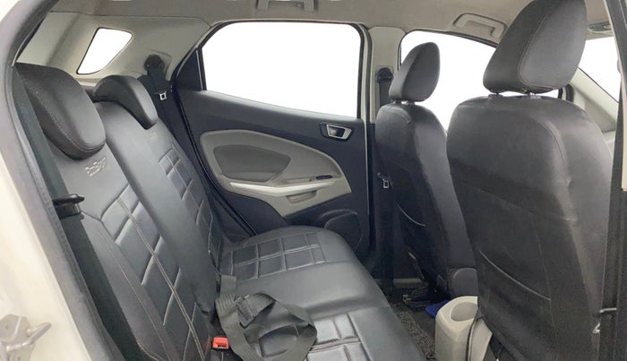 2015 Ford Ecosport TREND+ 1.0L ECOBOOST, Petrol, Manual, 83,915 km, Right Side Rear Door Cabin