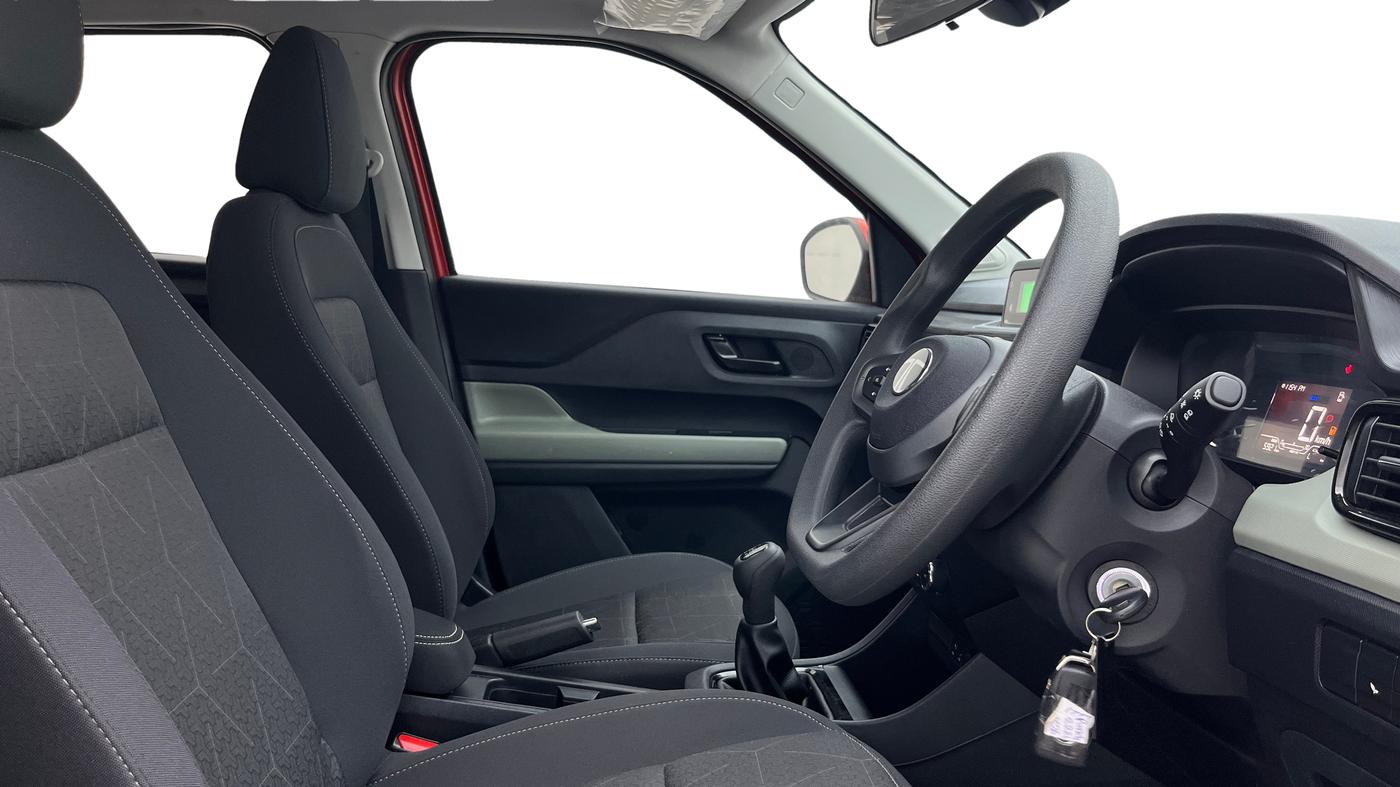 2025 Tata PUNCH Adventure (S), Petrol, Manual, 5,920 km, Right Side Front Door Cabin
