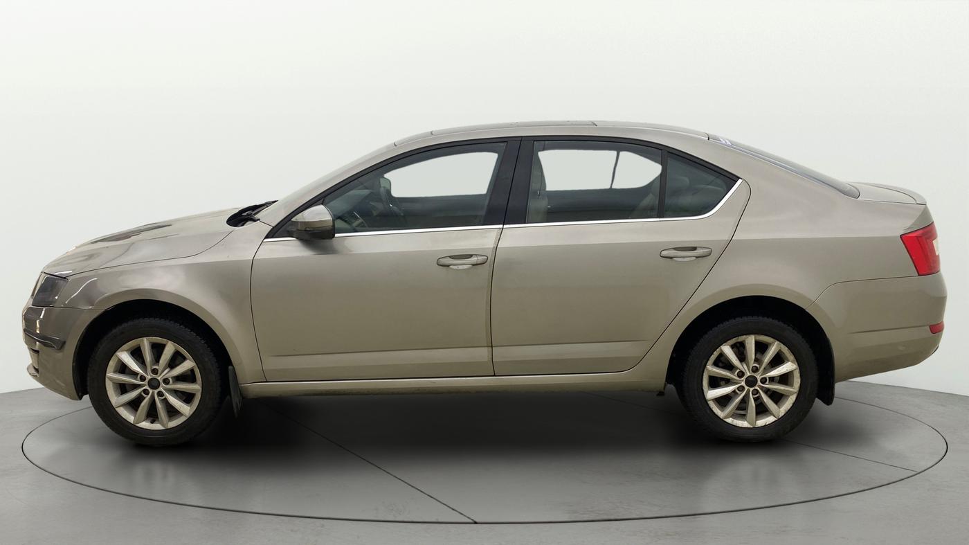 2014 Skoda Octavia ELEGANCE 2.0 TDI AT, Diesel, Automatic, 77,176 km, Left Side