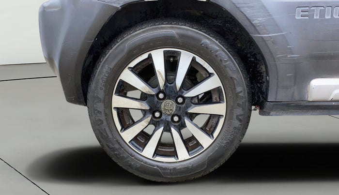 2014 Toyota Etios CROSS 1.2 G, Petrol, Manual, 86,449 km, Right Rear Wheel
