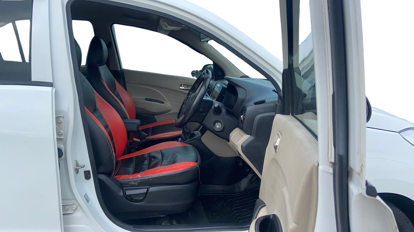 2019 Hyundai NEW SANTRO MAGNA, Petrol, Manual, 74,761 km, Right Side Front Door Cabin