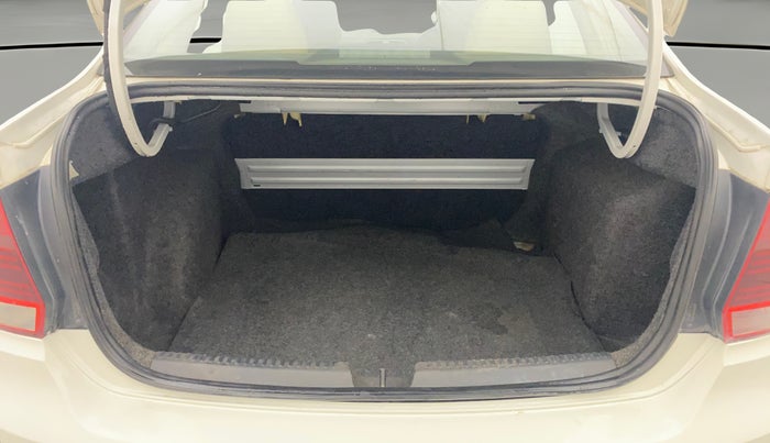 2017 Volkswagen Vento HIGHLINE PETROL AT, Petrol, Automatic, 76,300 km, Boot Open Zoomed View