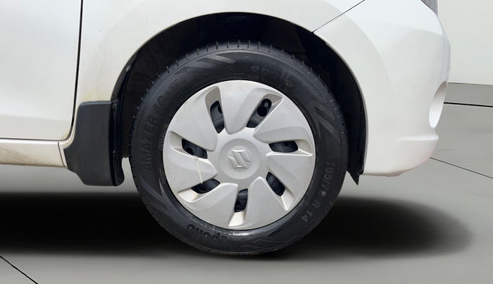 2015 Maruti Celerio VXI, Petrol, Manual, 40,066 km, Right Front Wheel