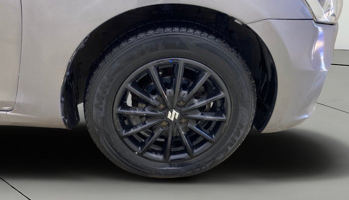 2017 Maruti Ciaz DELTA 1.4 AT PETROL, Petrol, Automatic, 61,821 km, Right Front Wheel