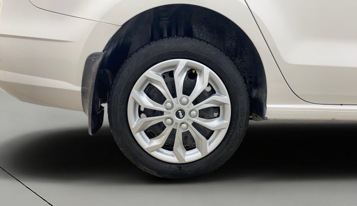 2019 Skoda Rapid 1.6 MPI ACTIVE, Petrol, Manual, 32,132 km, Right Rear Wheel