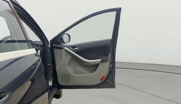 2017 Tata NEXON XZ PLUS DIESEL, Diesel, Manual, 93,066 km, RHS Front Door