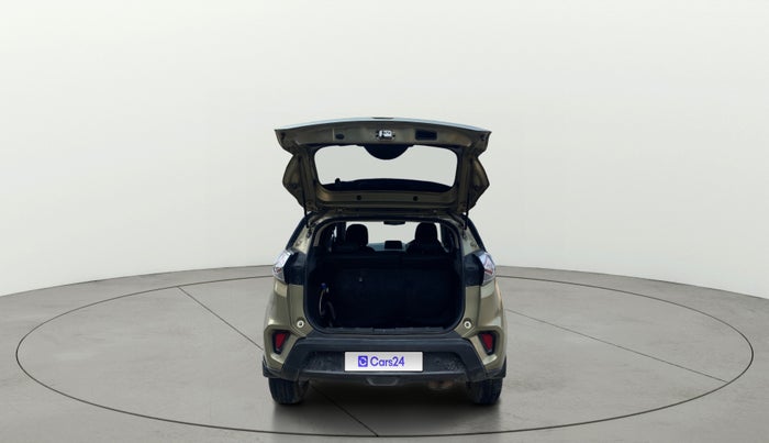 2022 Tata NEXON XZ PLUS (PREMIUM) KAZIRANGA PETROL, CNG, Manual, 97,980 km, Boot Door Open