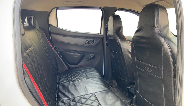 2016 Renault Kwid RXT 1.0, Petrol, Manual, 51,246 km, Right Side Rear Door Cabin