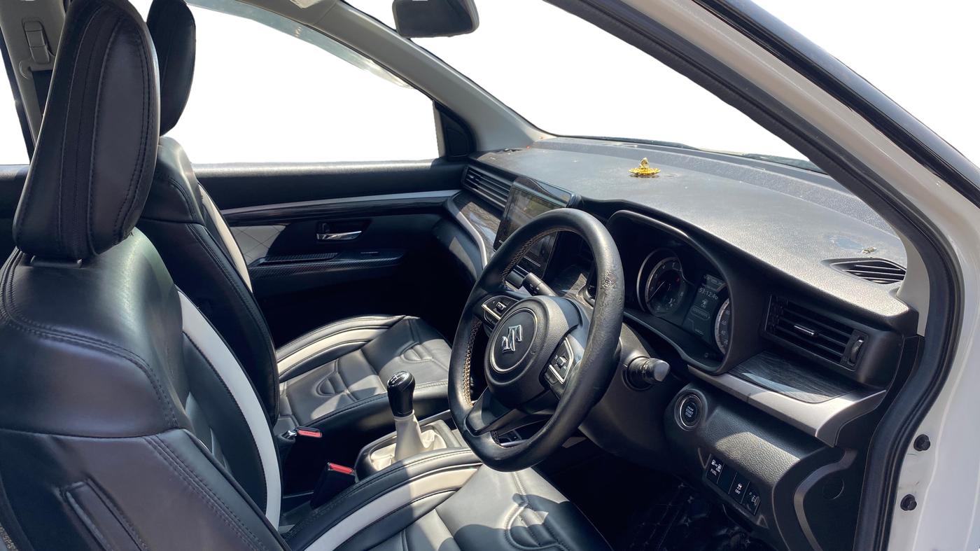 2023 Maruti XL6 ZETA CNG, CNG, Manual, 1,03,816 km, Right Side Front Door Cabin