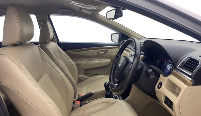 2018 Maruti Ciaz ALPHA 1.5 SHVS PETROL, Petrol, Manual, 53,489 km, Right Side Front Door Cabin