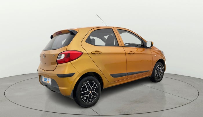 2017 Tata Tiago XT PETROL, Petrol, Manual, 70,783 km, Right Back Diagonal