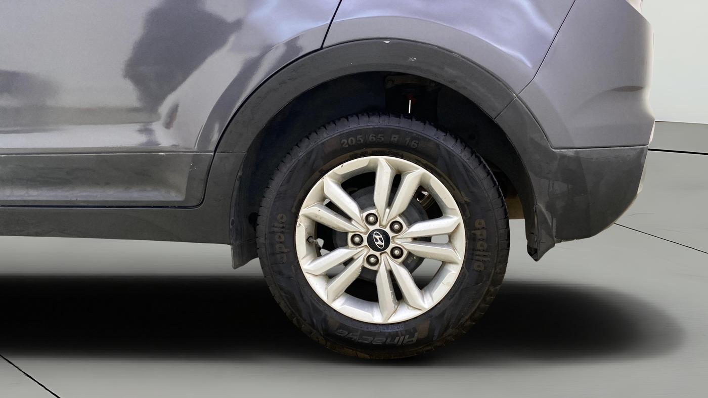 2015 Hyundai Creta SX PLUS 1.6 PETROL, Petrol, Manual, 42,069 km, Left Rear Wheel