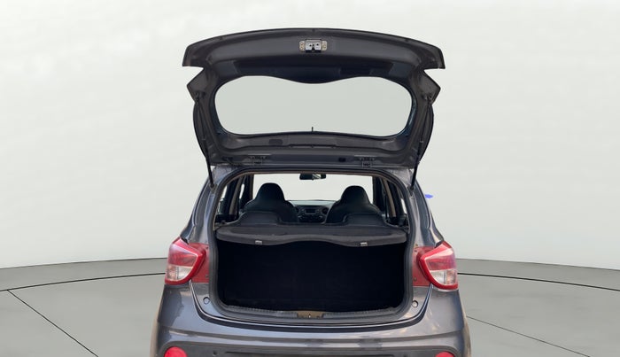 2020 Hyundai Grand i10 MAGNA 1.2 KAPPA VTVT, Petrol, Manual, 29,664 km, Boot Door Open