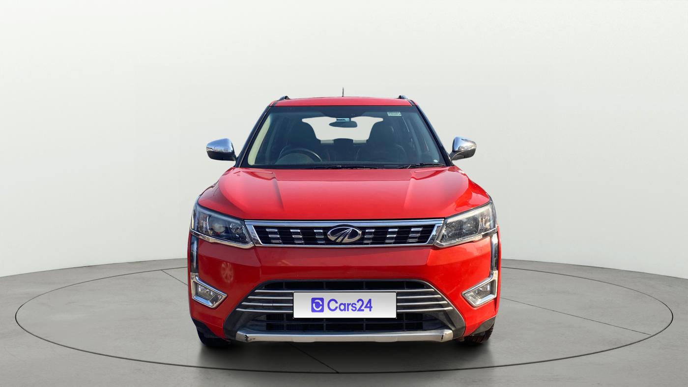 2020 Mahindra XUV300 W8 1.2 PETROL, Petrol, Manual, 31,803 km, Front