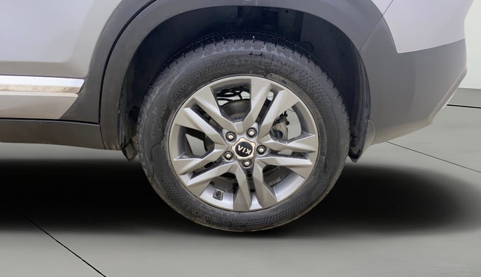 2020 KIA SELTOS HTX 1.5 DIESEL, Diesel, Manual, 1,30,684 km, Left Rear Wheel