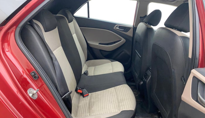 2018 Hyundai Elite i20 ASTA 1.2, Petrol, Manual, 1,14,401 km, Right Side Rear Door Cabin