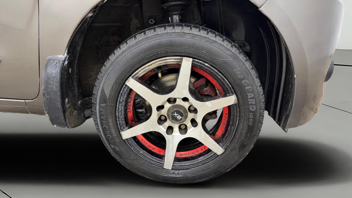 2020 Maruti New Wagon-R LXI 1.0, Petrol, Manual, 27,229 km, Right Front Wheel