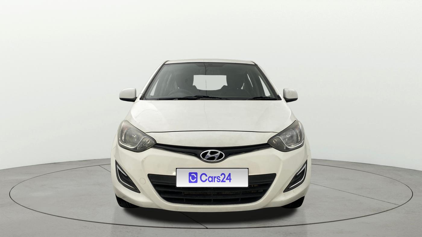 2013 Hyundai i20 MAGNA 1.2, Petrol, Manual, 61,593 km, Front