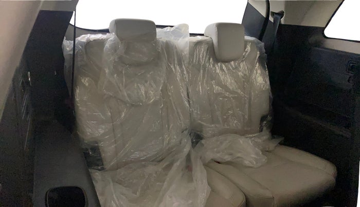 2023 Mahindra XUV700 AX 7 LUXURY D AWD AT 7 STR, Diesel, Automatic, 76,365 km, Third Seat Row ( optional )