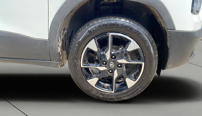 2021 Tata PUNCH CREATIVE  AMT, Petrol, Automatic, 1,00,394 km, Right Front Wheel