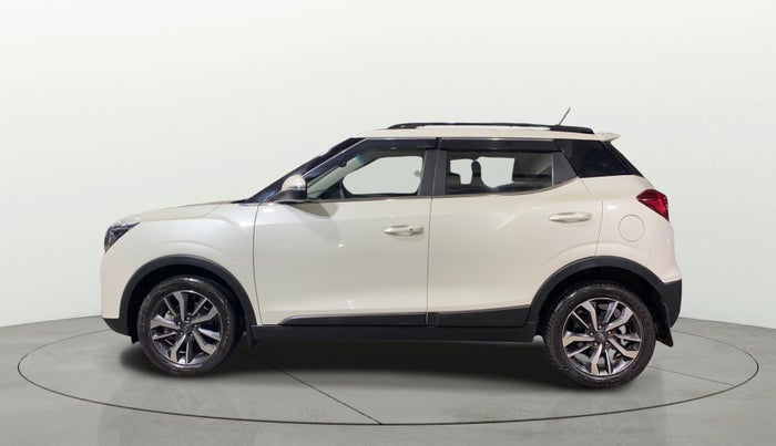 2021 Mahindra XUV300 W8 (O) 1.2 PETROL, Petrol, Manual, 8,135 km, Left Side