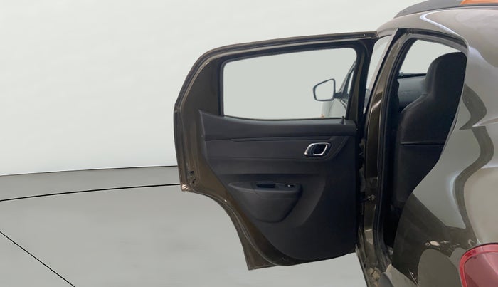 2022 Renault Kwid CLIMBER 1.0 (O), Petrol, Manual, 30,729 km, LHS Rear Door