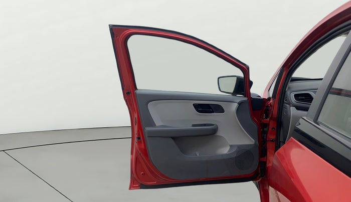 2021 Tata ALTROZ XE PETROL, Petrol, Manual, 38,493 km, LHS Front Door