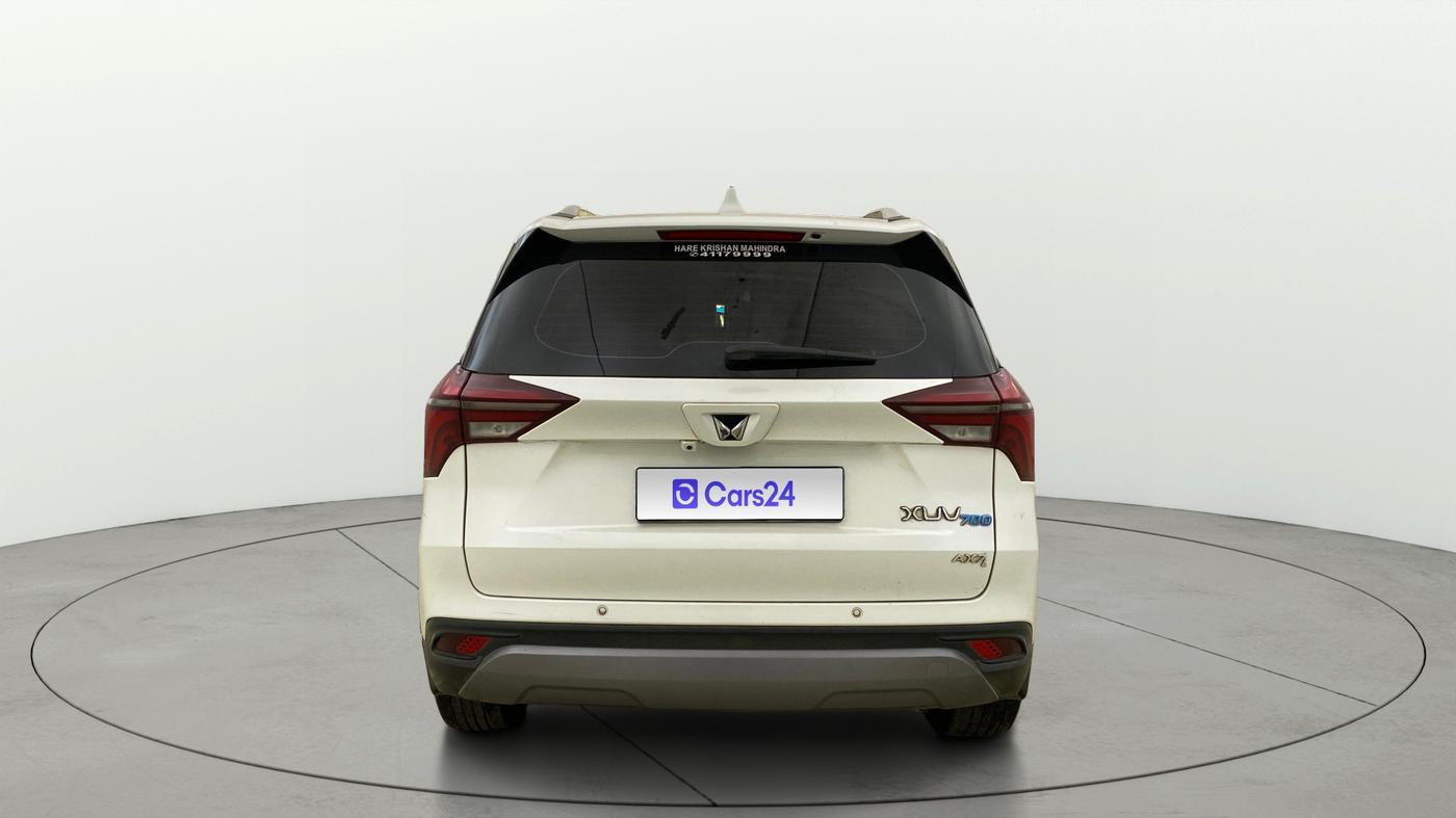 2023 Mahindra XUV700 AX 7 LUXURY D AT 7 STR, Diesel, Automatic, 31,537 km, Back/Rear