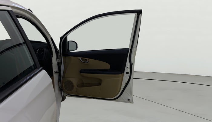 2016 Honda Brio VX MT, Petrol, Manual, 90,438 km, RHS Front Door