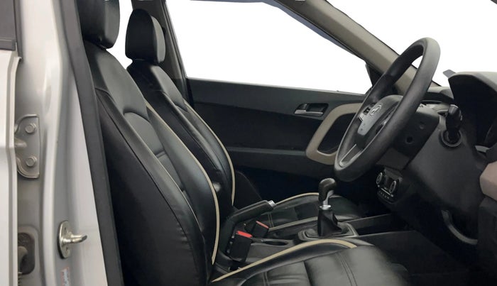 2017 Hyundai Creta SX PLUS 1.6 PETROL, Petrol, Manual, 21,146 km, Right Side Front Door Cabin