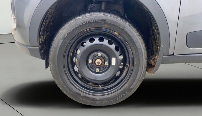 2022 Tata NEXON XM SUNROOF PETROL, Petrol, Manual, 23,108 km, Left Front Wheel