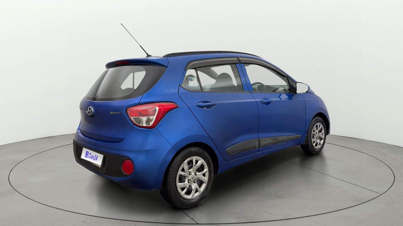 2018 Hyundai Grand i10 SPORTZ 1.2 KAPPA VTVT, CNG, Manual, 1,20,087 km, Right Back Diagonal