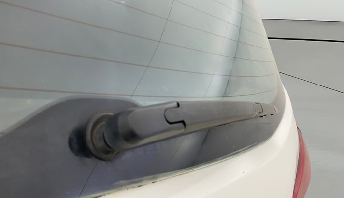 2015 Hyundai Creta SX (O) 1.6 DIESEL, Diesel, Manual, 1,36,382 km, Rear Wiper