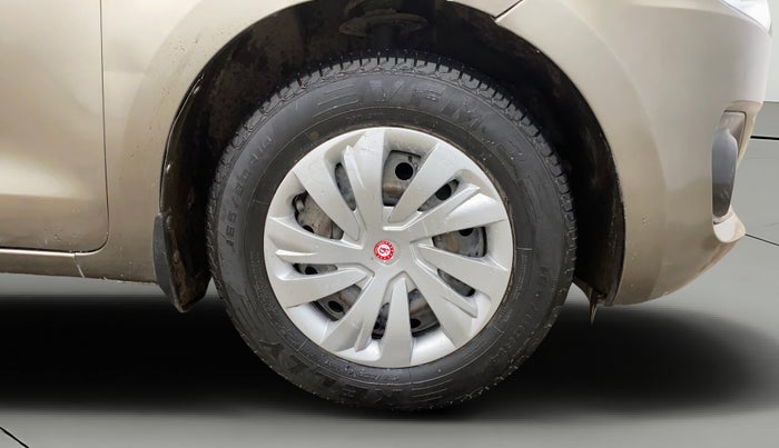 2018 Maruti Swift VXI AMT, Petrol, Automatic, 91,722 km, Right Front Wheel