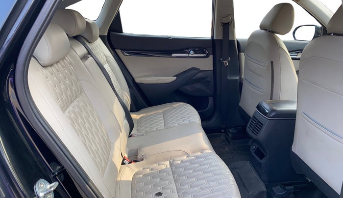 2020 KIA SELTOS HTX IVT 1.5 PETROL, Petrol, Automatic, 59,859 km, Right Side Rear Door Cabin