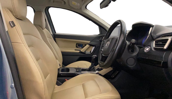 2021 Tata Safari XZA PLUS, Diesel, Automatic, 82,692 km, Right Side Front Door Cabin