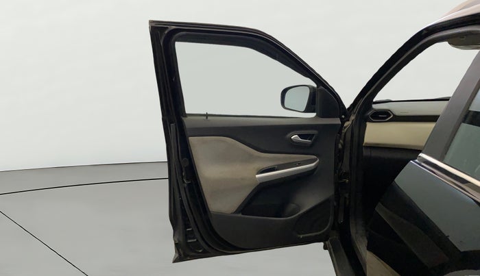 2023 Nissan MAGNITE XV MT, Petrol, Manual, 12,236 km, LHS Front Door